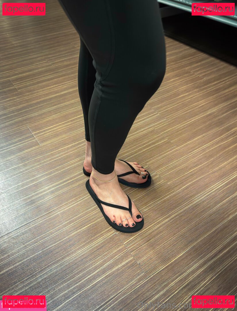 lilmizdry Onlyfans Photo Gallery 