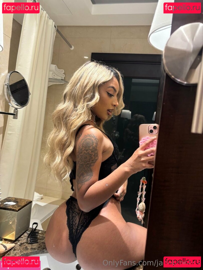 Rhea Khal / rhea_khal / u234715304 Onlyfans Photo Gallery 