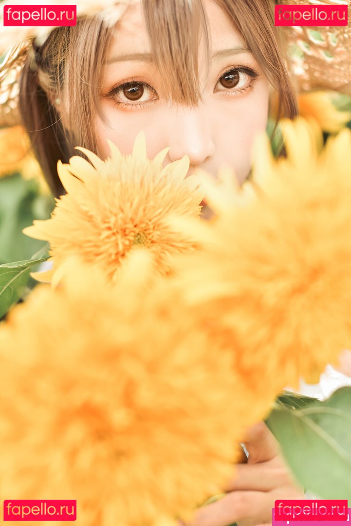 Ely / Ely_eee / eeelyeee Onlyfans Photo Gallery 