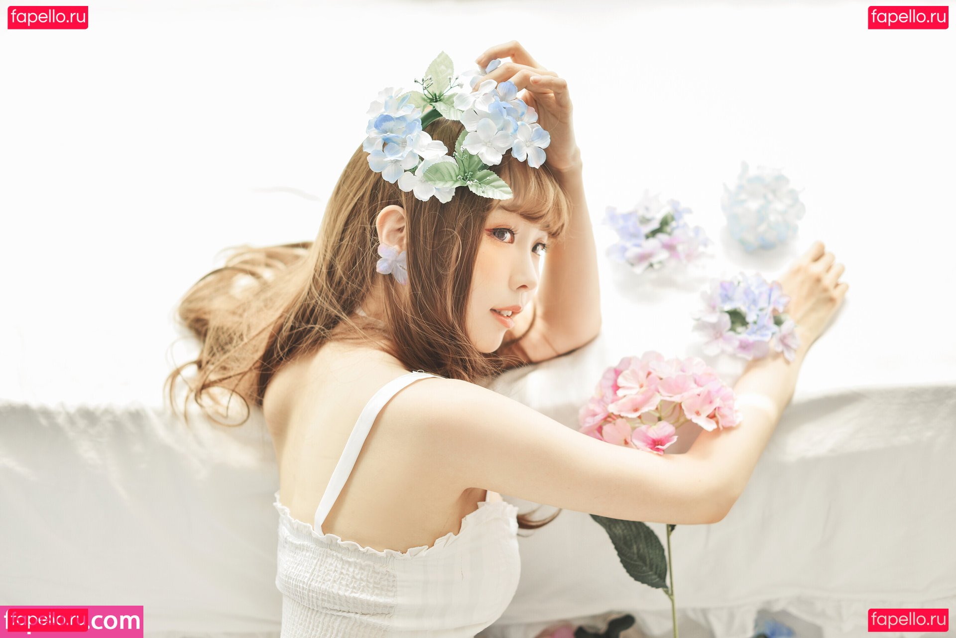 Ely / Ely_eee / eeelyeee Onlyfans Photo Gallery 