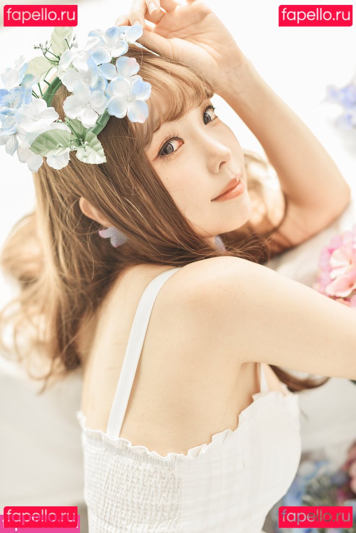 Ely / Ely_eee / eeelyeee Onlyfans Photo Gallery 