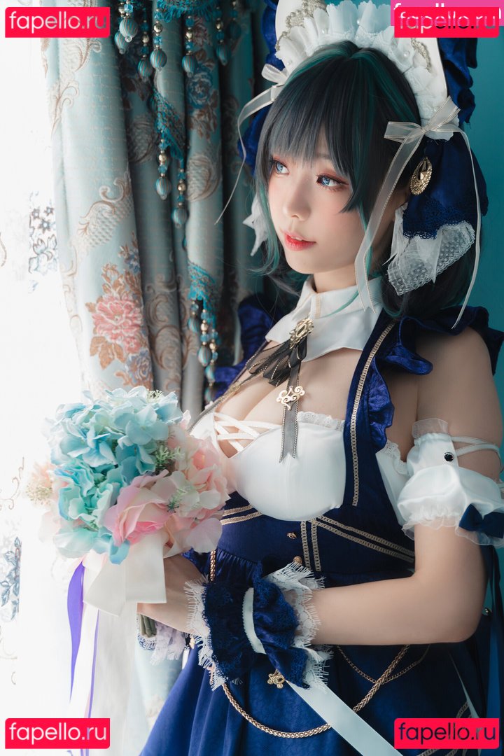 Ely / Ely_eee / eeelyeee Onlyfans Photo Gallery 