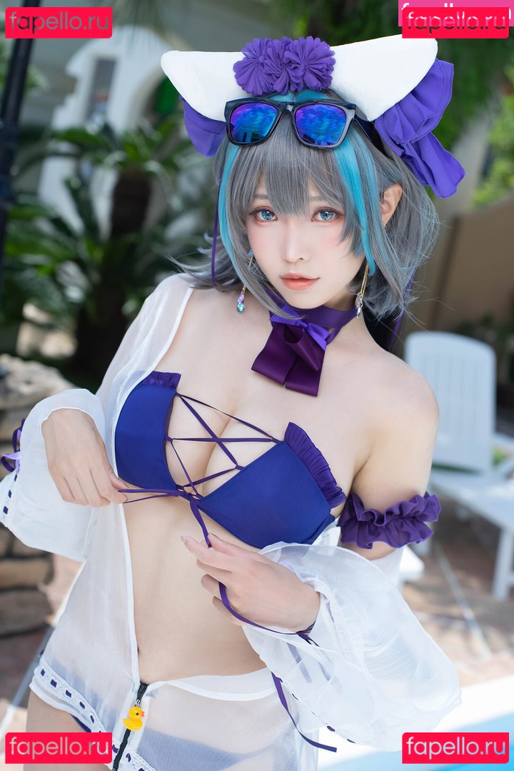 Ely / Ely_eee / eeelyeee Onlyfans Photo Gallery 