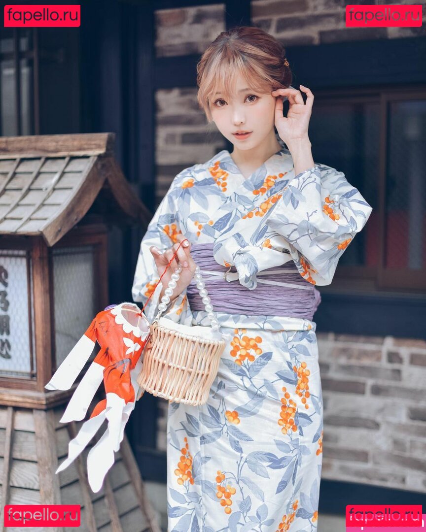 Ely / Ely_eee / eeelyeee Onlyfans Photo Gallery 