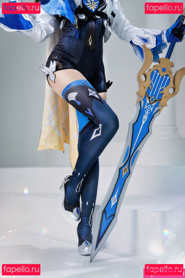 Ely / Ely_eee / eeelyeee Onlyfans Photo Gallery 