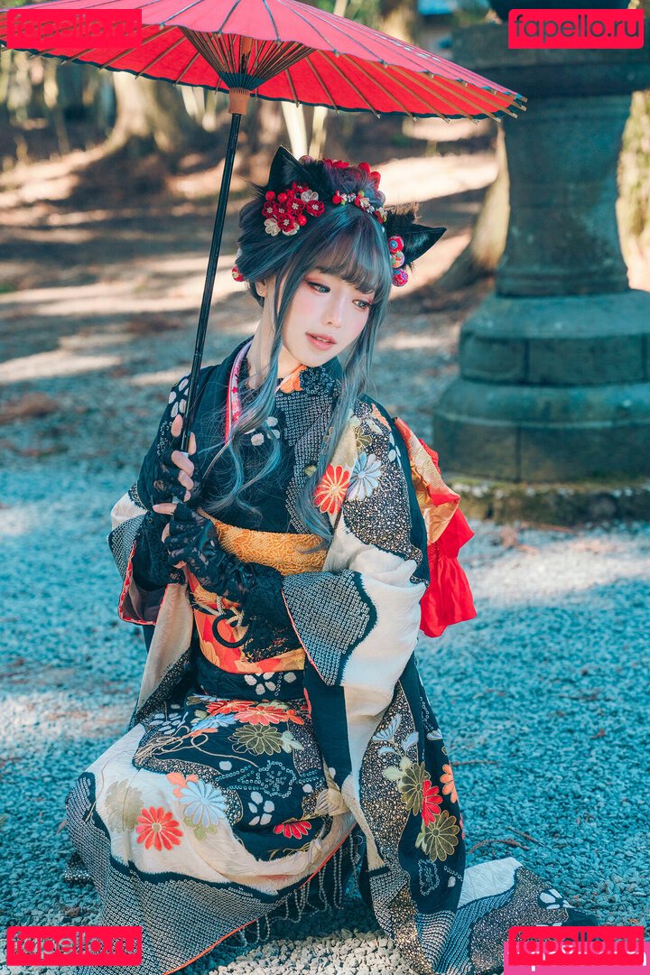 Ely / Ely_eee / eeelyeee Onlyfans Photo Gallery 