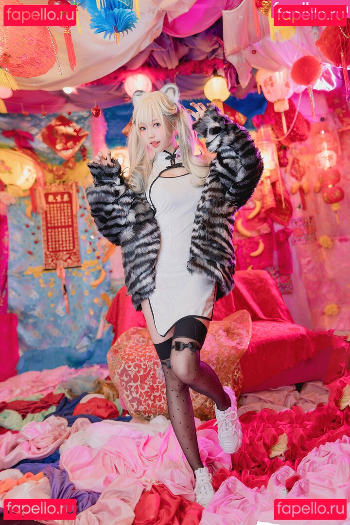 Ely / Ely_eee / eeelyeee Onlyfans Photo Gallery 