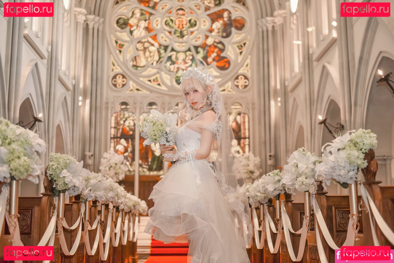 Ely / Ely_eee / eeelyeee Onlyfans Photo Gallery 