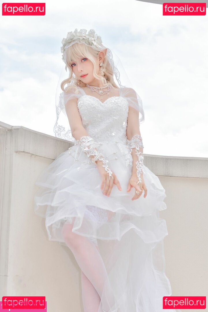 Ely / Ely_eee / eeelyeee Onlyfans Photo Gallery 