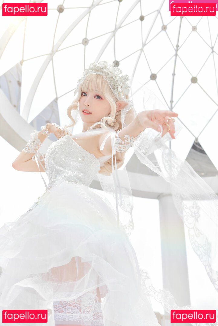 Ely / Ely_eee / eeelyeee Onlyfans Photo Gallery 