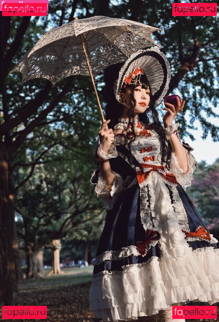 Ely / Ely_eee / eeelyeee Onlyfans Photo Gallery 