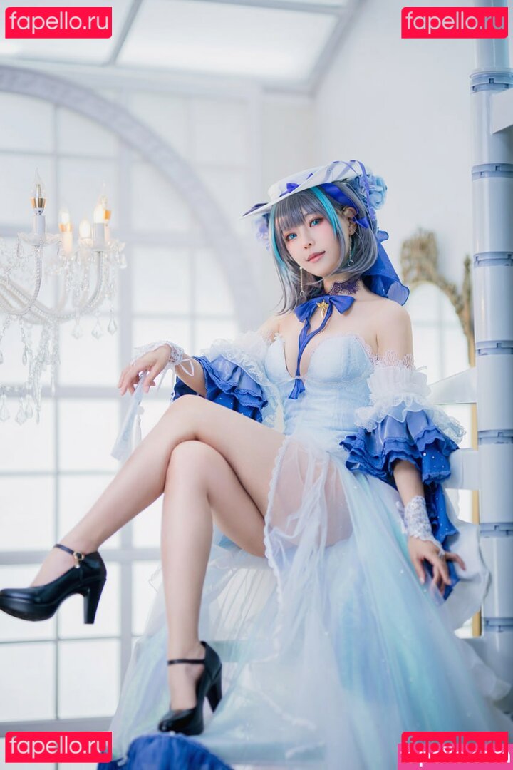 Ely / Ely_eee / eeelyeee Onlyfans Photo Gallery 