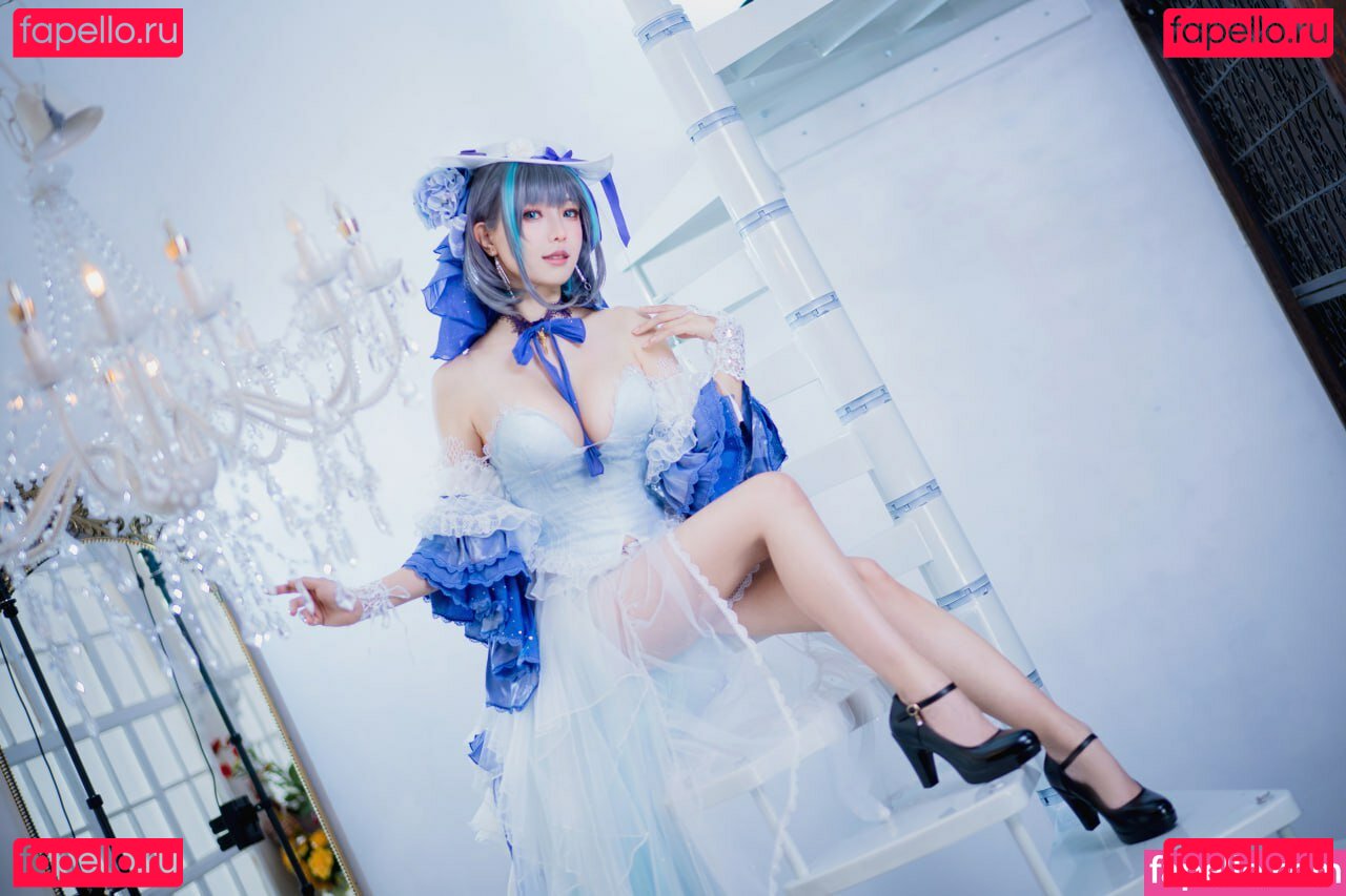 Ely / Ely_eee / eeelyeee Onlyfans Photo Gallery 