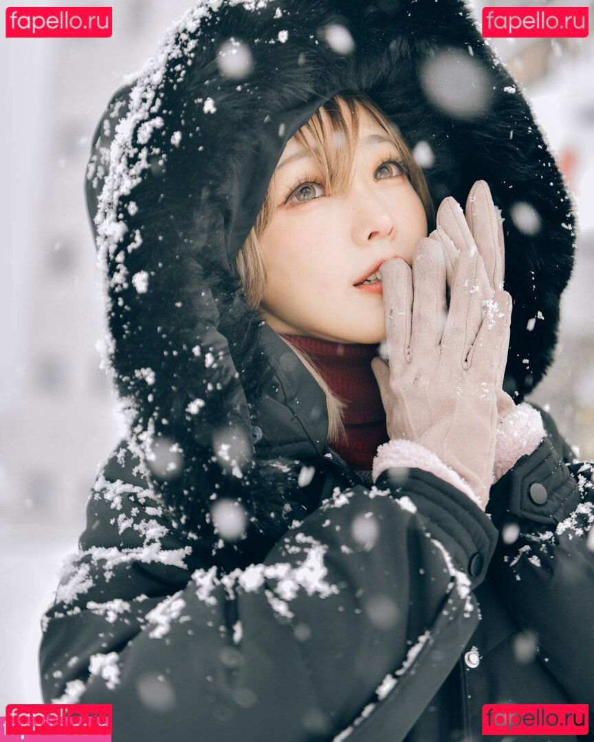 Ely / Ely_eee / eeelyeee Onlyfans Photo Gallery 