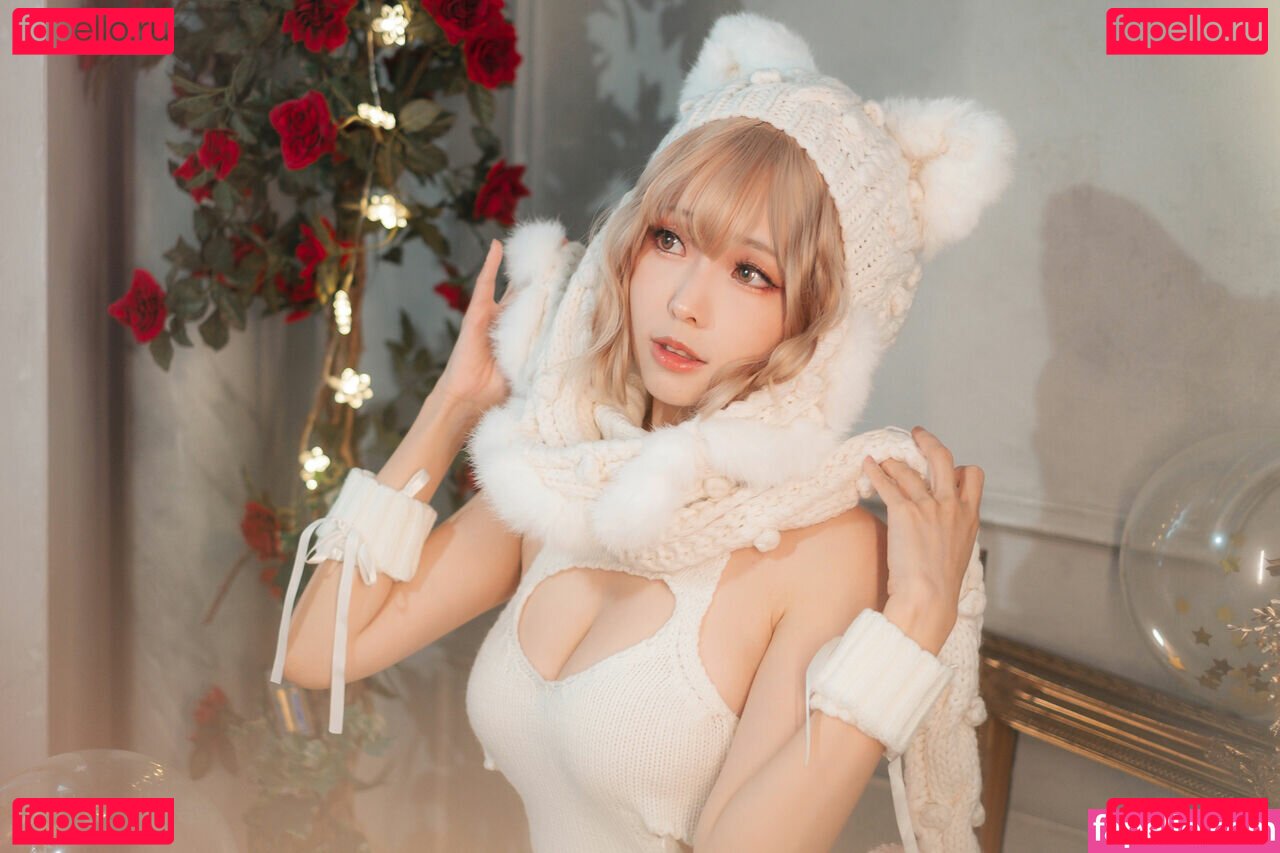 Ely / Ely_eee / eeelyeee Onlyfans Photo Gallery 