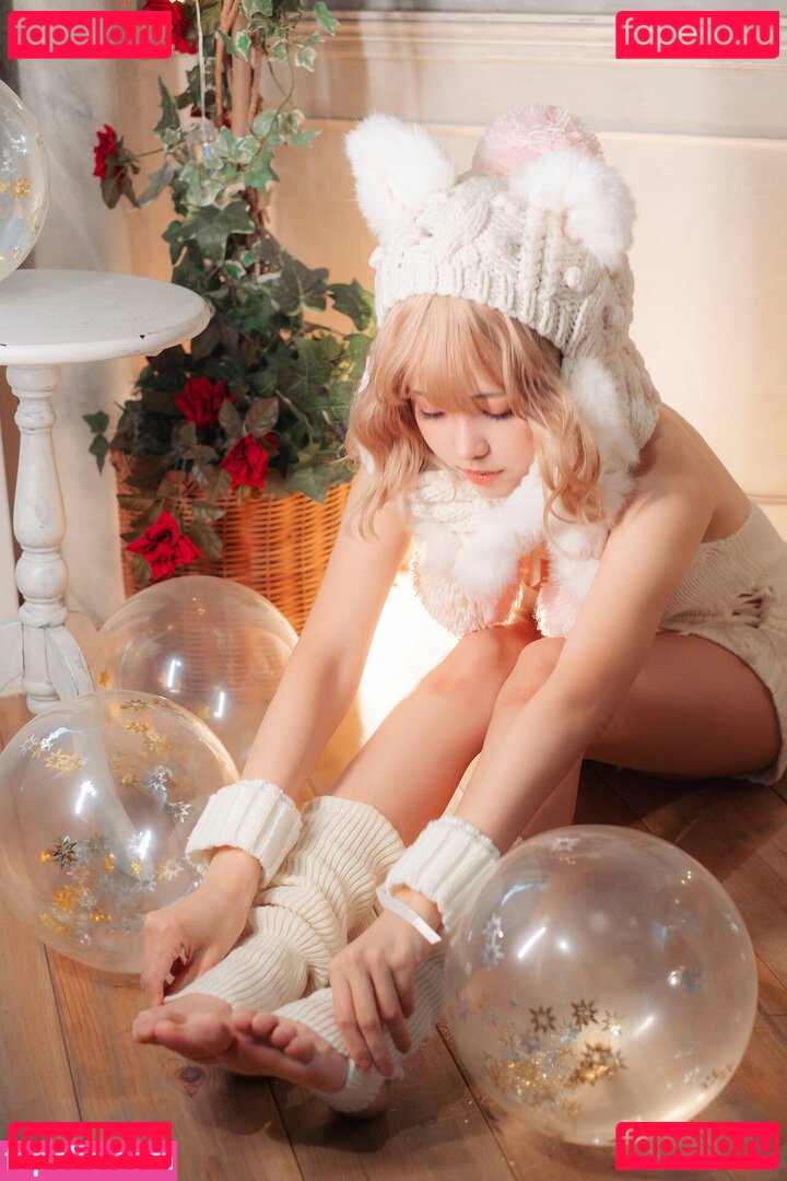 Ely / Ely_eee / eeelyeee Onlyfans Photo Gallery 