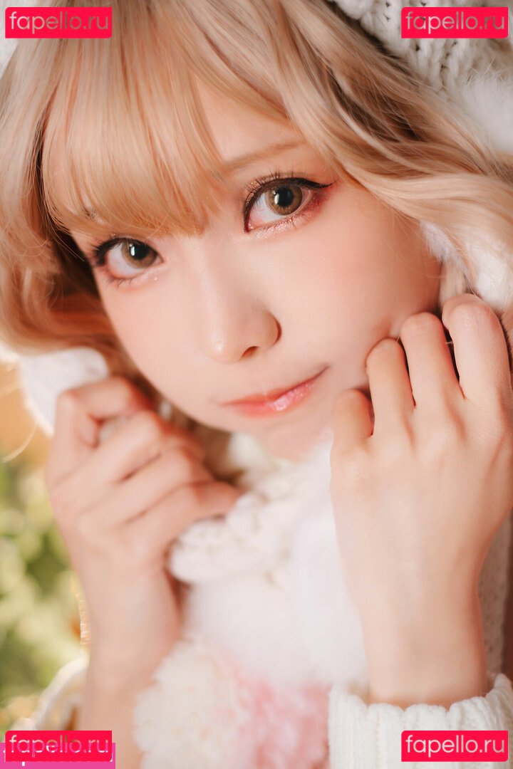 Ely / Ely_eee / eeelyeee Onlyfans Photo Gallery 