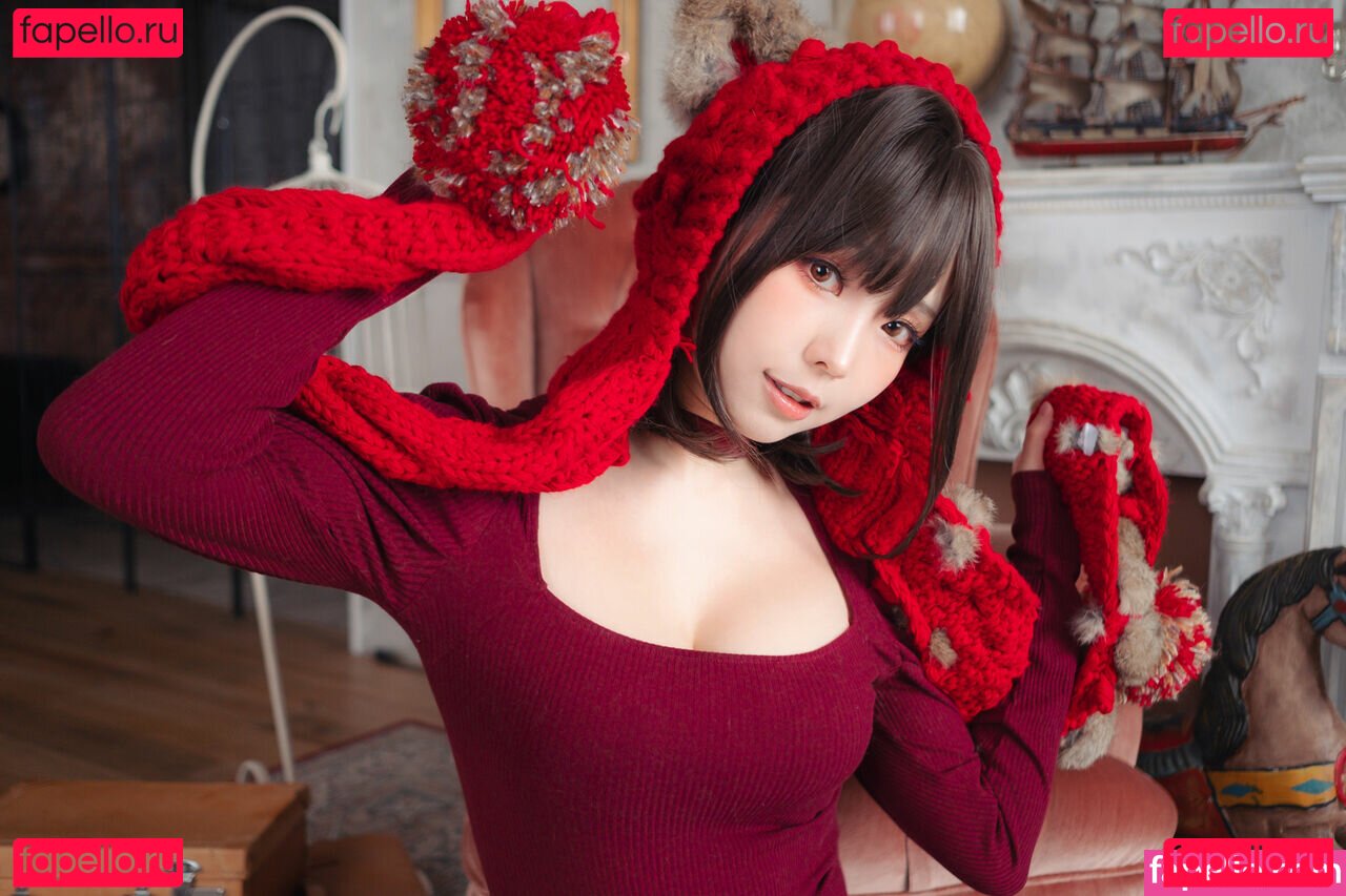 Ely / Ely_eee / eeelyeee Onlyfans Photo Gallery 