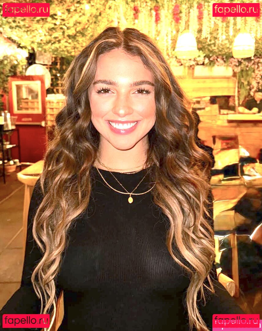 emonthebrain / urbrattybimbo Onlyfans Photo Gallery 