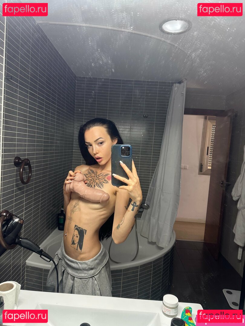 OnlyViola / Violacami Onlyfans Photo Gallery 