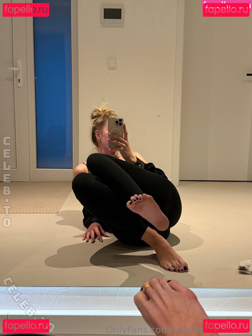 yourbest_blondie / yourbestblondie / yourbestblondie2 Onlyfans Photo Gallery 