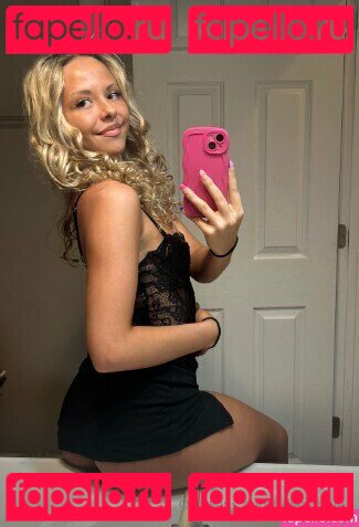 / Mia / TeensyMia Nude Onlyfans Photo 7