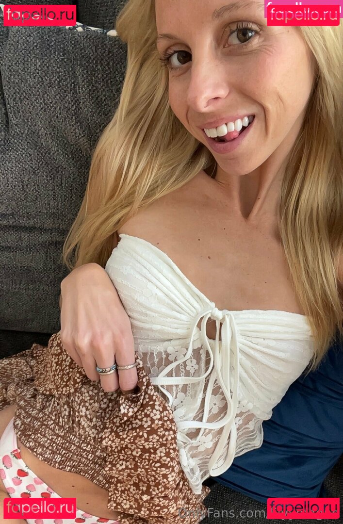 lilyymagno Nude Onlyfans Photo 4