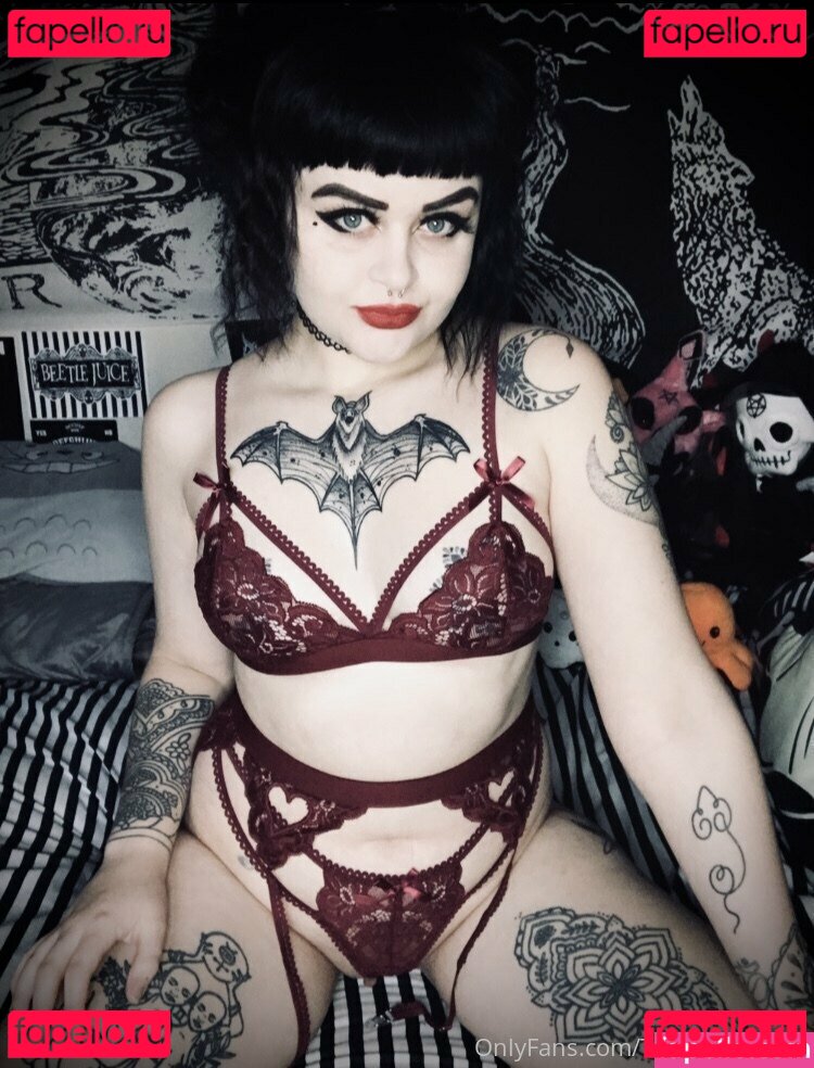 calistia_ / diilestrange Nude Onlyfans Photo 25