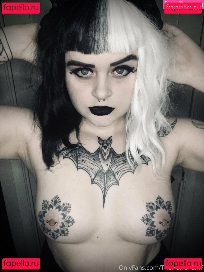 calistia_ / diilestrange Nude Onlyfans Photo 12