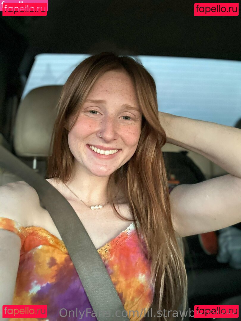 lil.strawberry.red Nude Onlyfans Photo 45