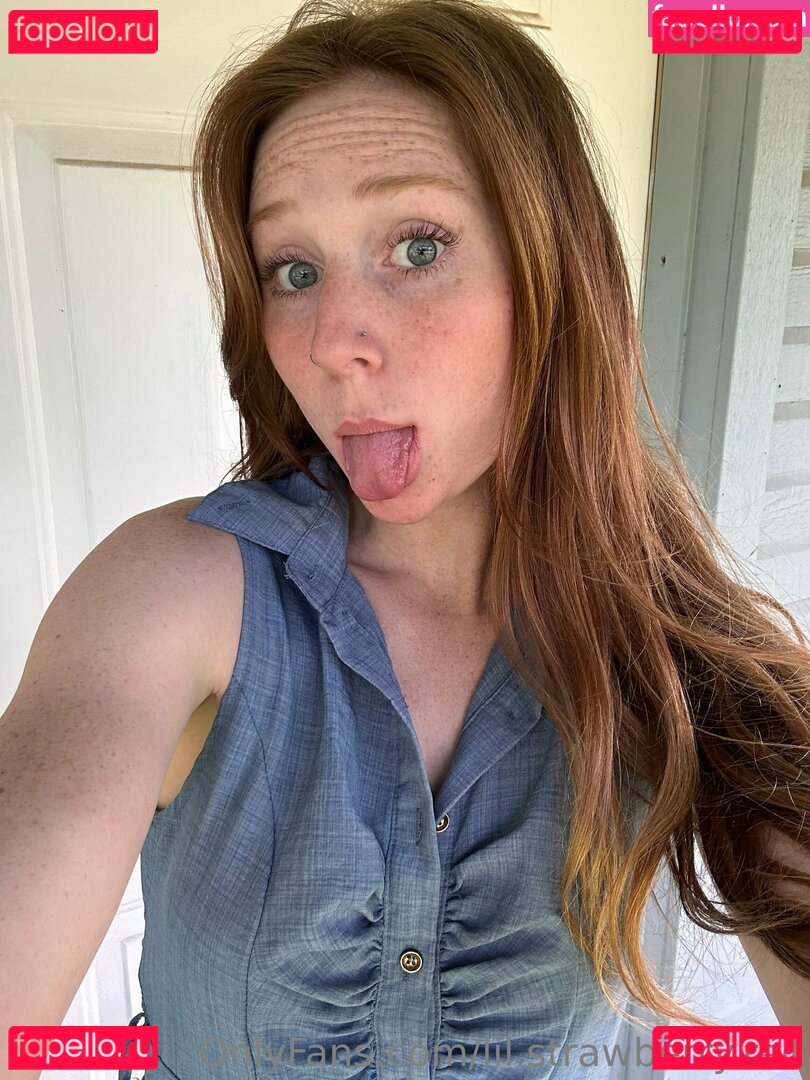 lil.strawberry.red Nude Onlyfans Photo 43