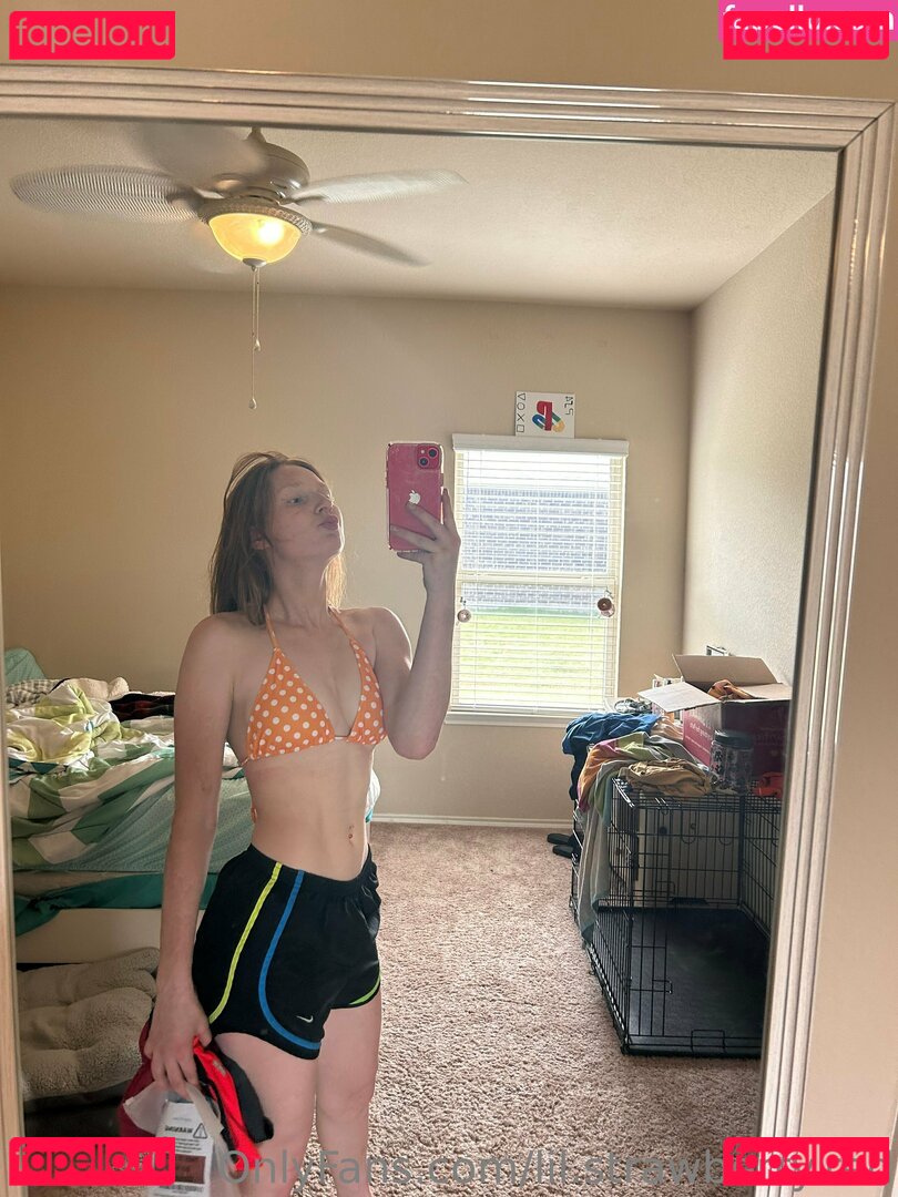 lil.strawberry.red Nude Onlyfans Photo 39