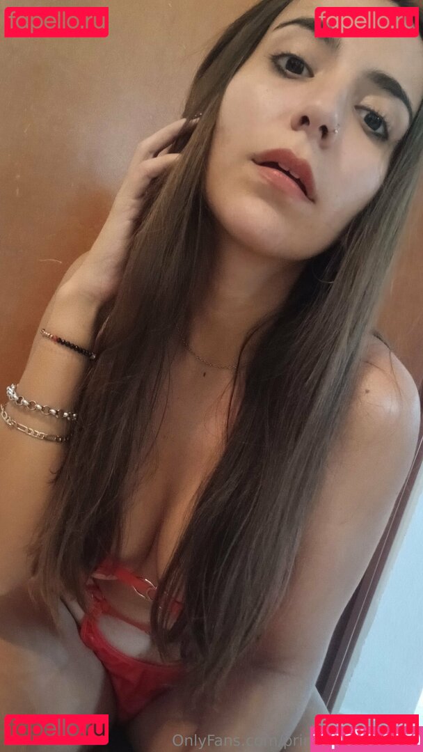 princess_scarlett / princess_scarlett7 Onlyfans Photo Gallery 