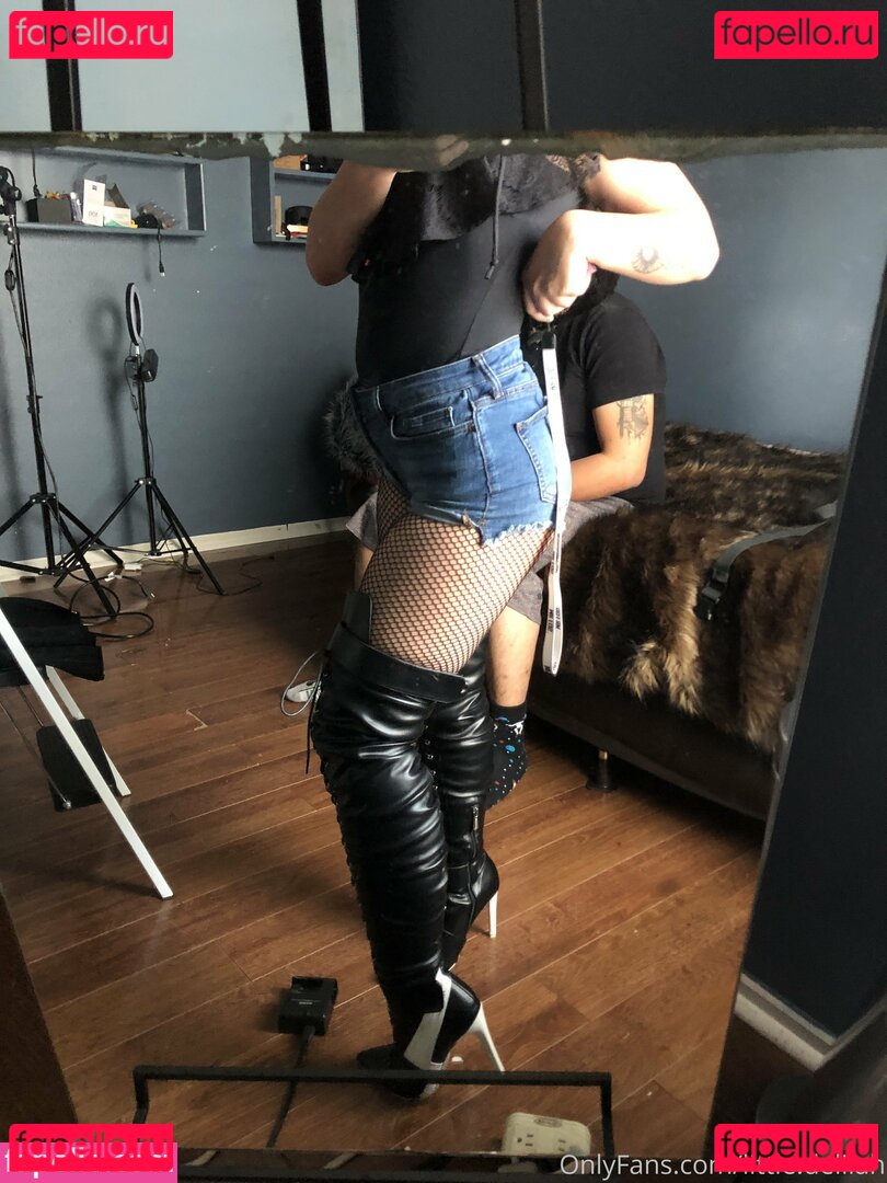 little.delilah / littledelilah2017 Onlyfans Photo Gallery 