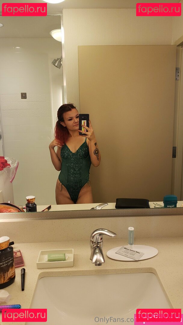 little.delilah / littledelilah2017 Onlyfans Photo Gallery 