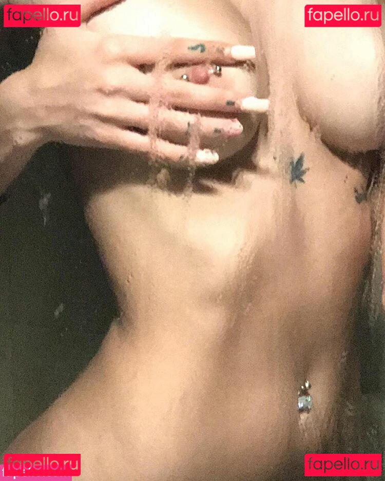 Vicky Balena / metamorfosiss / vickybalena Onlyfans Photo Gallery 