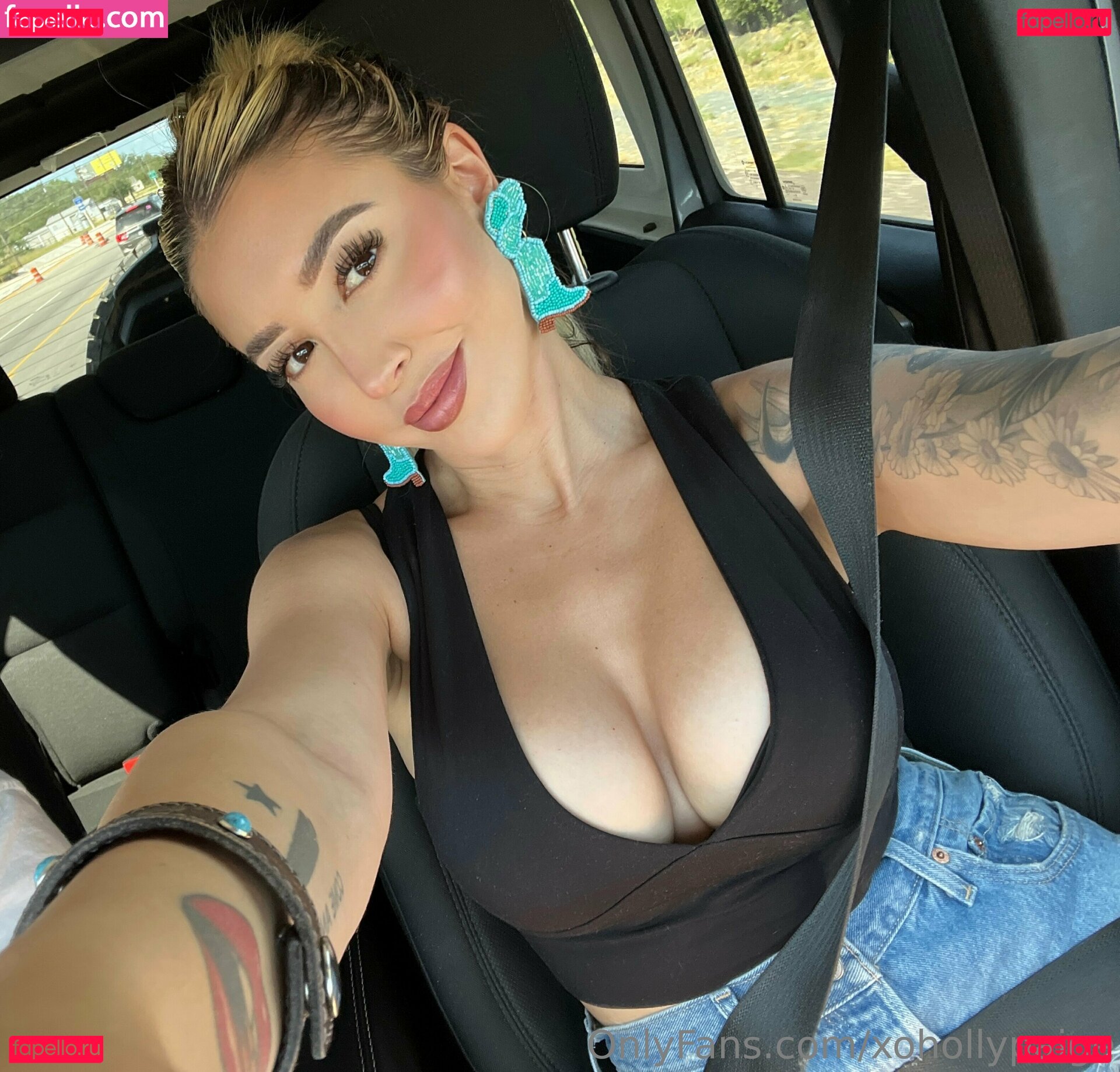 hometownholly / xohollypaige Onlyfans Photo Gallery 