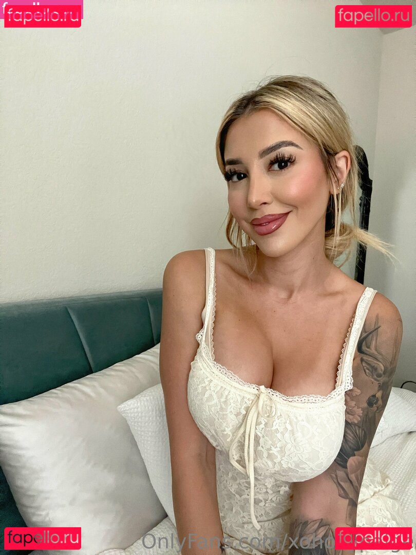 hometownholly / xohollypaige Onlyfans Photo Gallery 