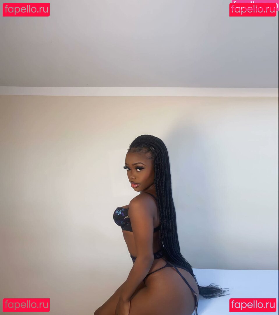 tianalaboor Nude Onlyfans Photo 40