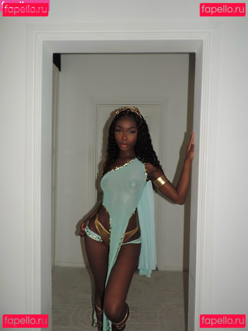 tianalaboor Nude Onlyfans Photo 30