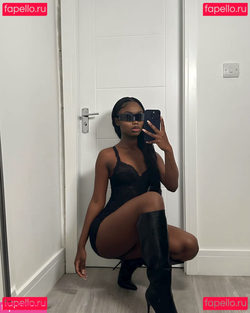 tianalaboor Nude Onlyfans Photo 4