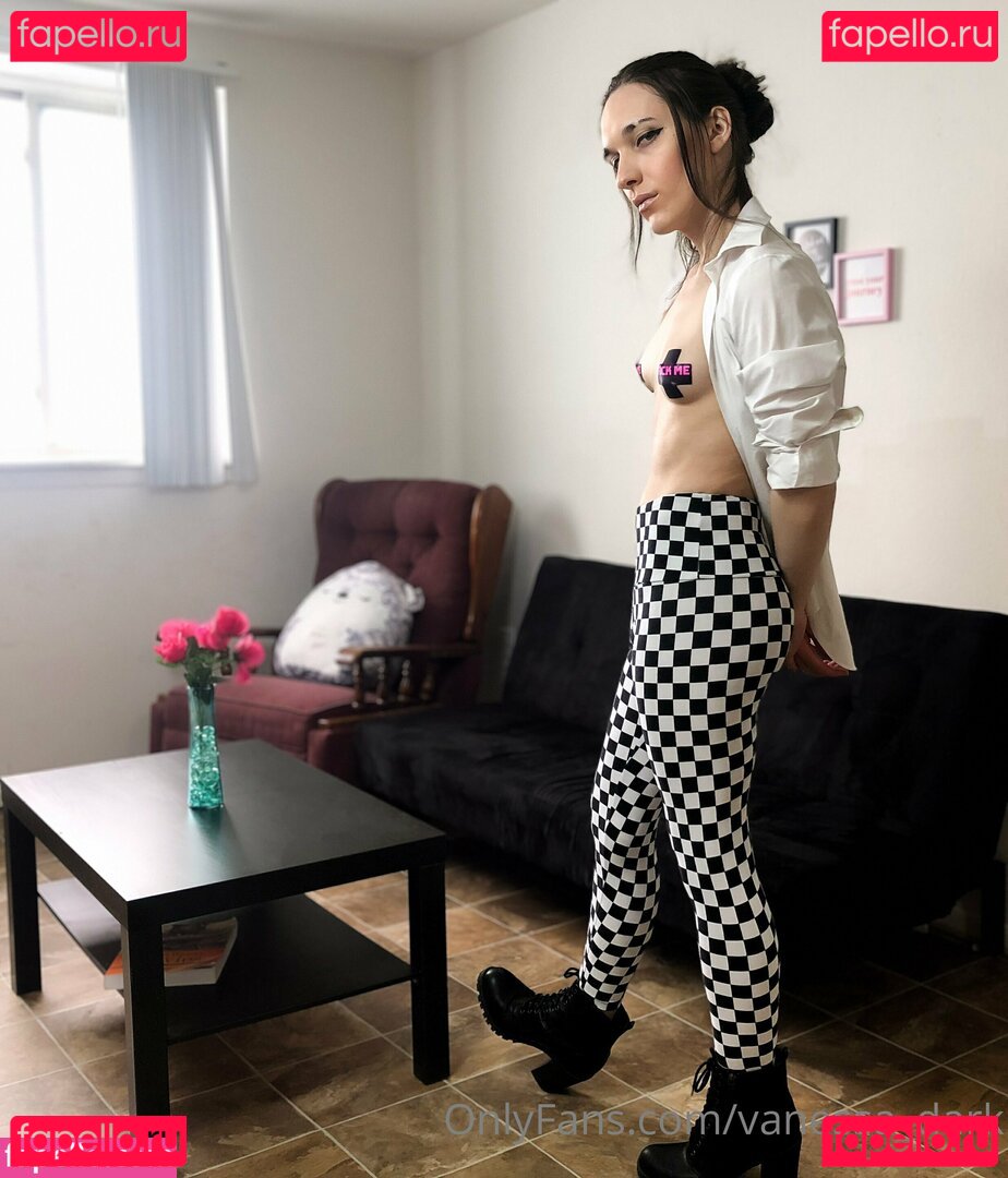 darkvanessa / vanessa_dark Onlyfans Photo Gallery 