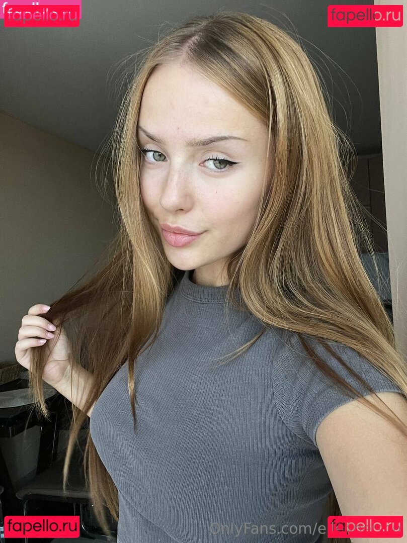 ellennelson / ellennelsonartist Onlyfans Photo Gallery 