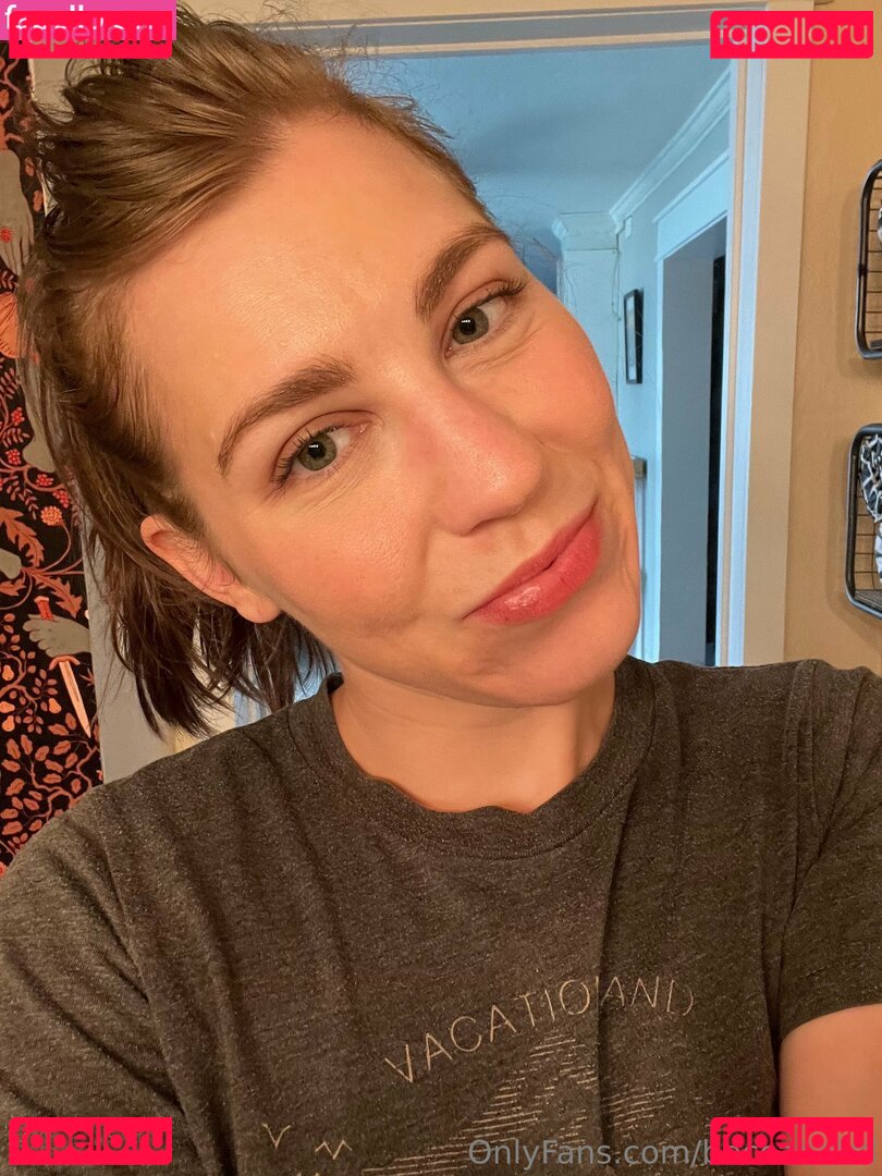 beccabaird / beccabairdd Nude Onlyfans Photo 24