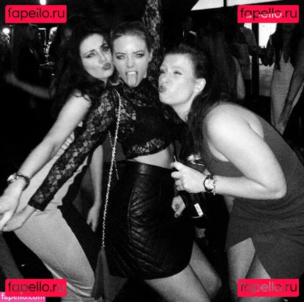 Sacha Parkinson Onlyfans Photo Gallery 