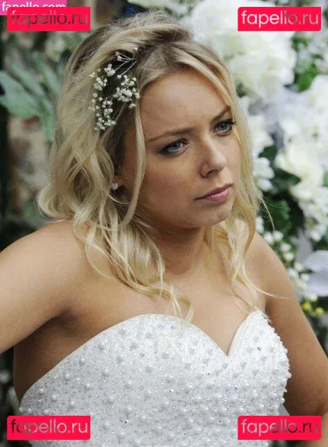 Sacha Parkinson Onlyfans Photo Gallery 
