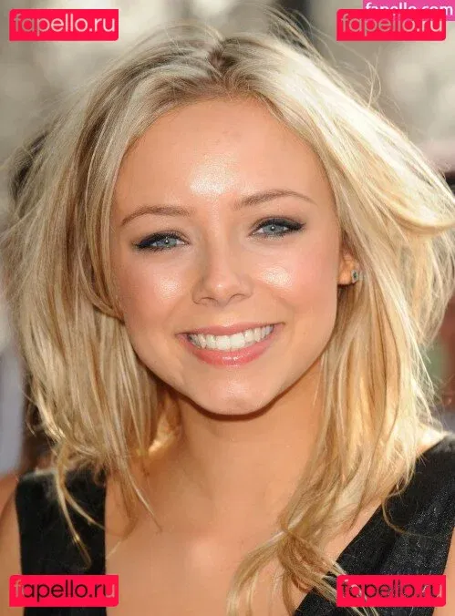 Sacha Parkinson Onlyfans Photo Gallery 