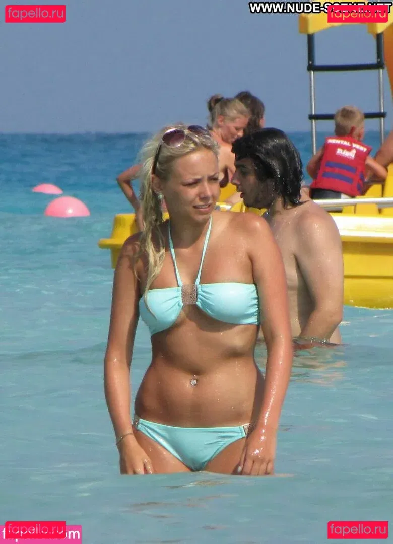 Sacha Parkinson Onlyfans Photo Gallery 