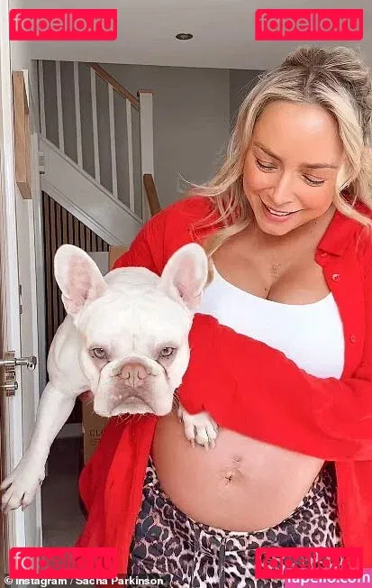 Sacha Parkinson Onlyfans Photo Gallery 