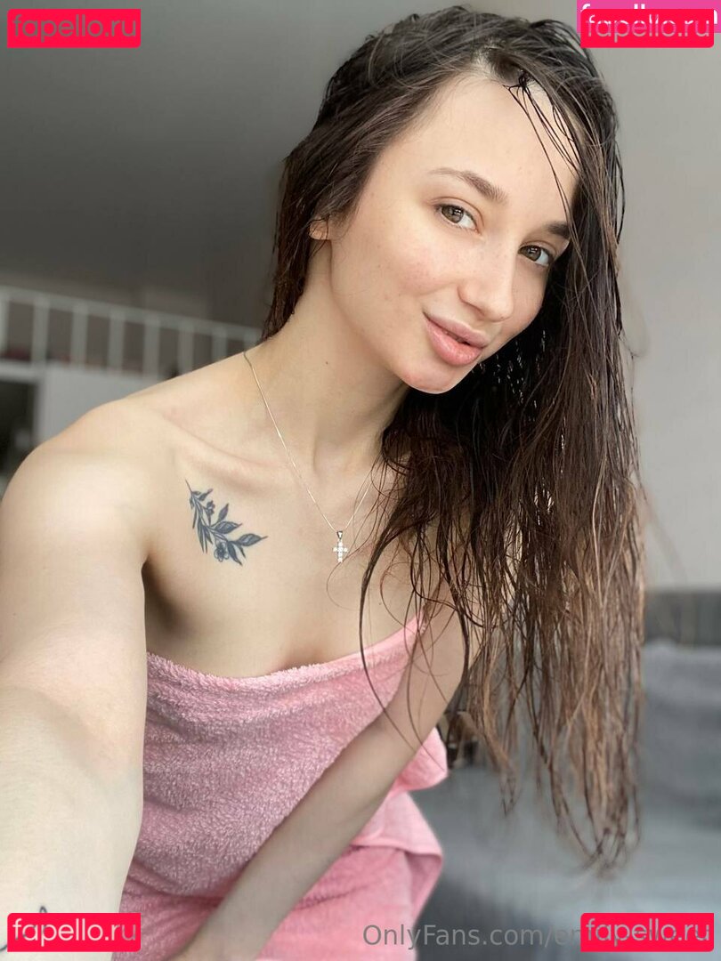 Emily Sweet / itsemilysweet Onlyfans Photo Gallery 